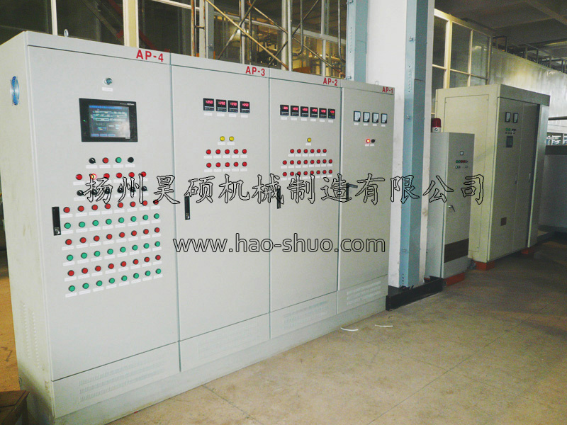 1642385095878274.jpg 噴涂線觸摸屏控制柜.jpg